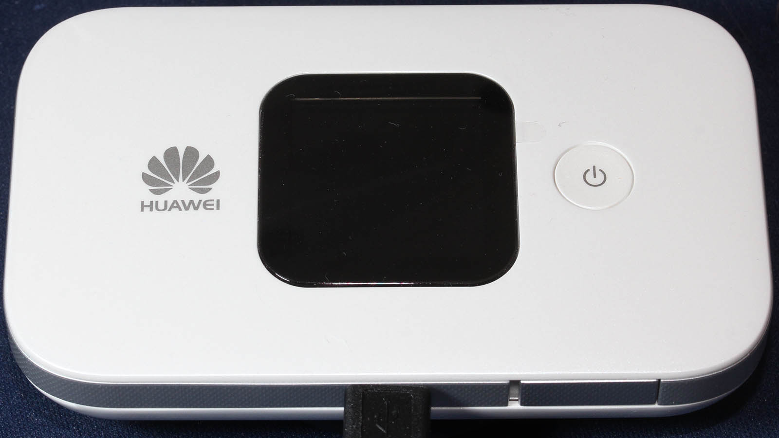 Wi fi роутер huawei e5576. Huawei e5577. Мобильный роутер Huawei e5577. Модем Huawei e5577cs 321. Модем Huawei e5576-320.